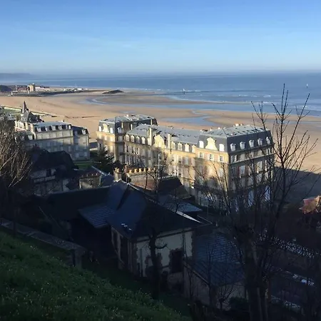 Studio cosy et terrasse-jardin superbe vue mer Trouville-sur-Mer Extérieur photo