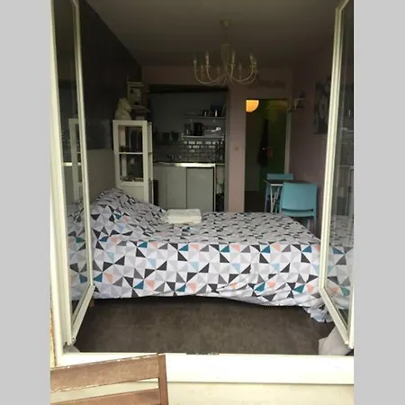 Studio cosy et terrasse-jardin superbe vue mer Trouville-sur-Mer Extérieur photo